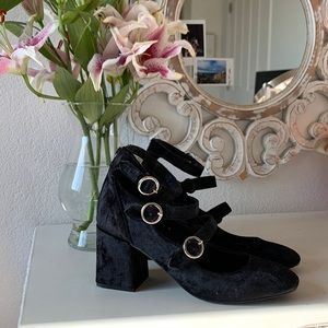 Women’s Size 7 Heels